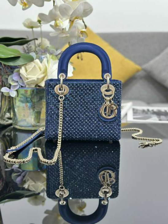 Picture of Dior Handbags _SKUfw238914455fw